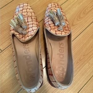 Wonders CUERO embossed leather loafers